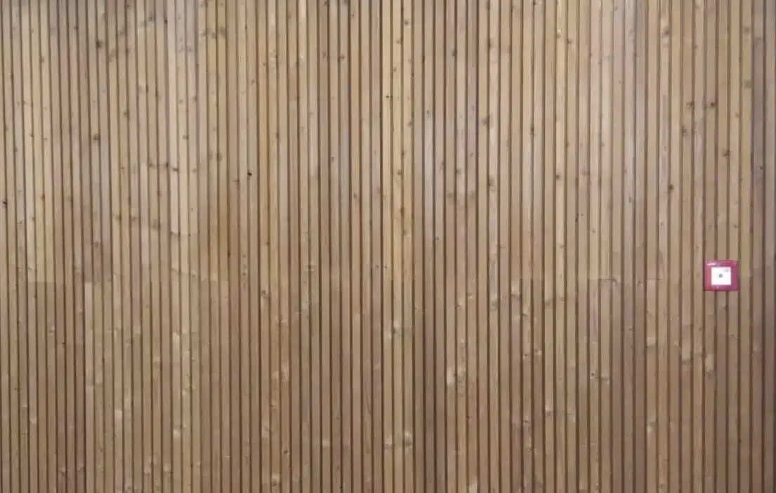 Painel Ripado de Cedro